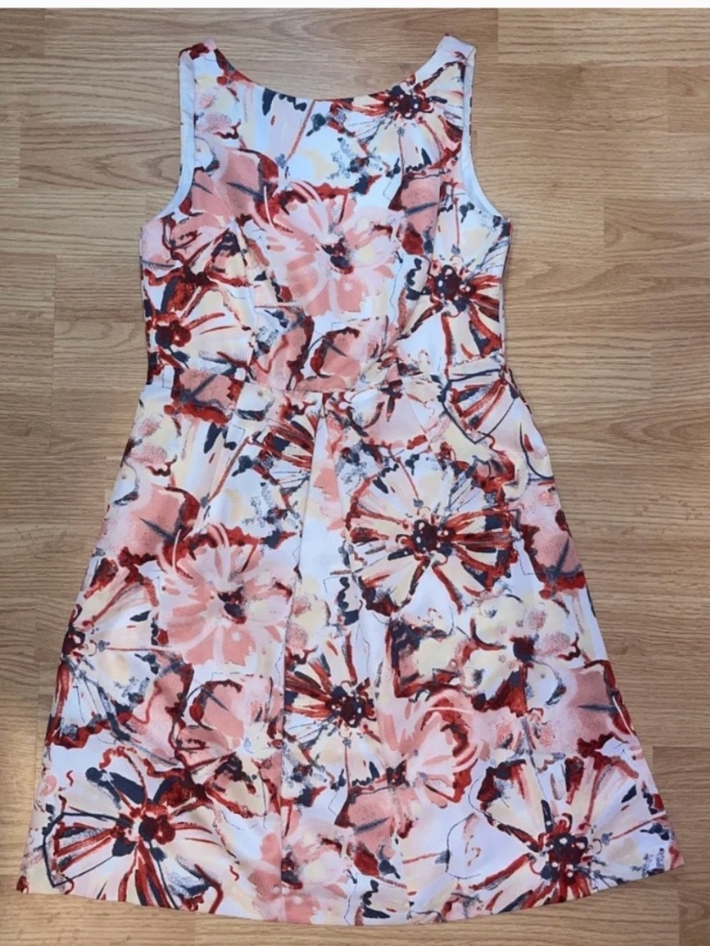 Ann Taylor Loft Petites Red & White Floral Sleeveless Fit and Flare Mini Dress - Picture 6 of 6
